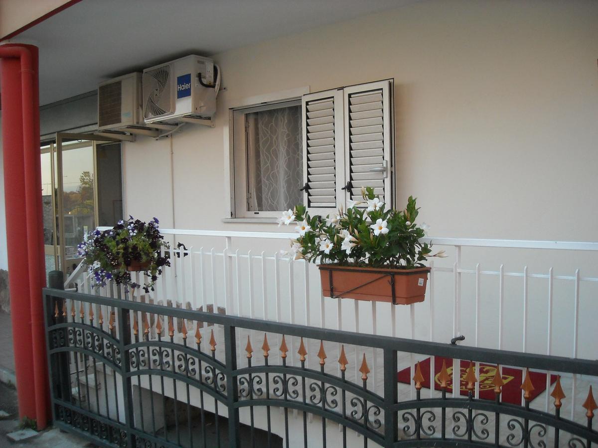 B&B Dal Gallo Battipaglia Exterior photo